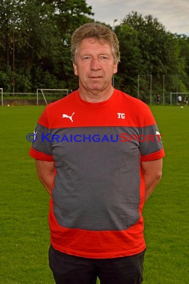 Fussball Regional Saison 2016/17 Spieler-Trainer-Funktinäre (© Fotostand / Loerz)